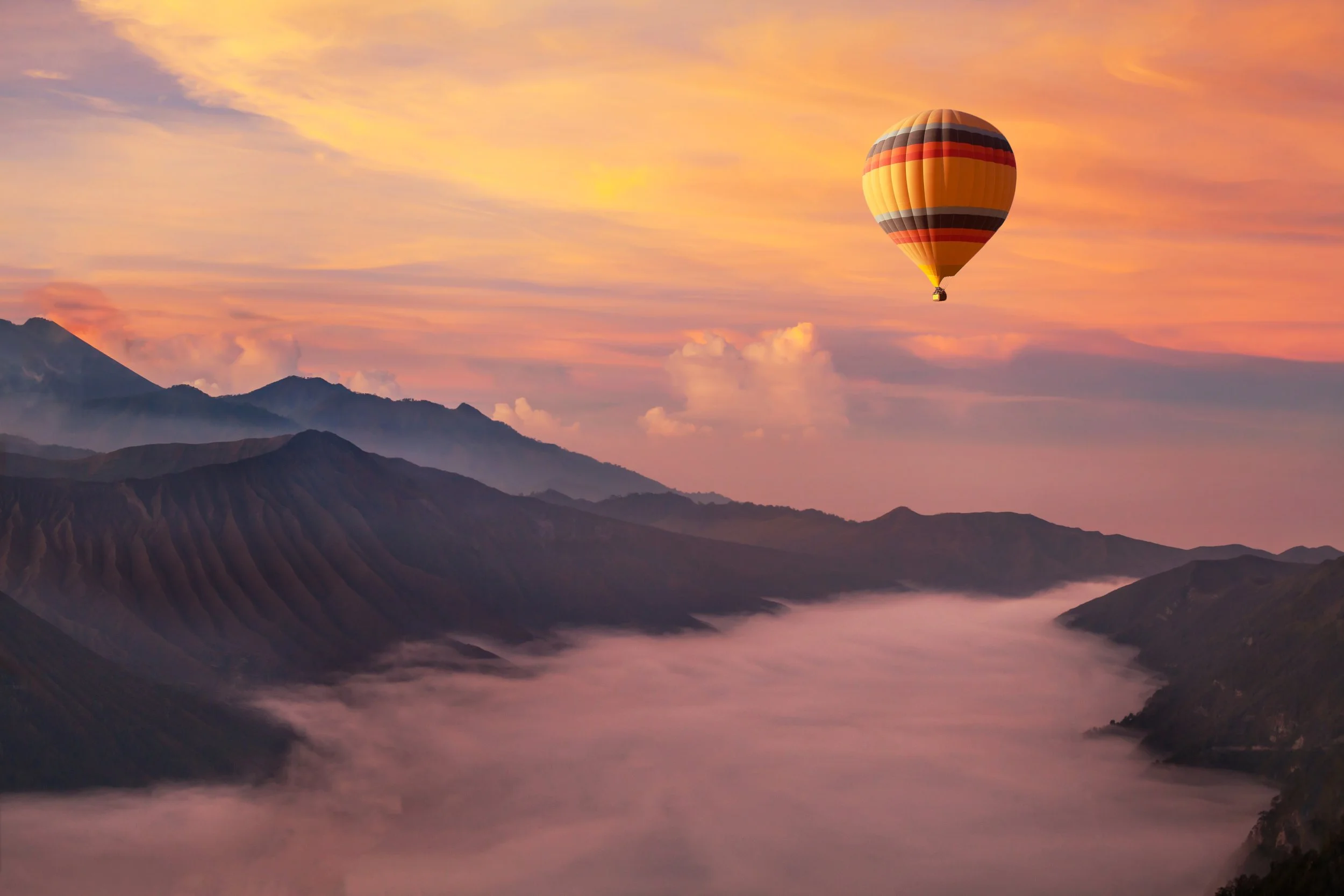 travel-on-hot-air-balloon,-beautiful-inspirational-landscape-1198971353_5616x3744.jpeg