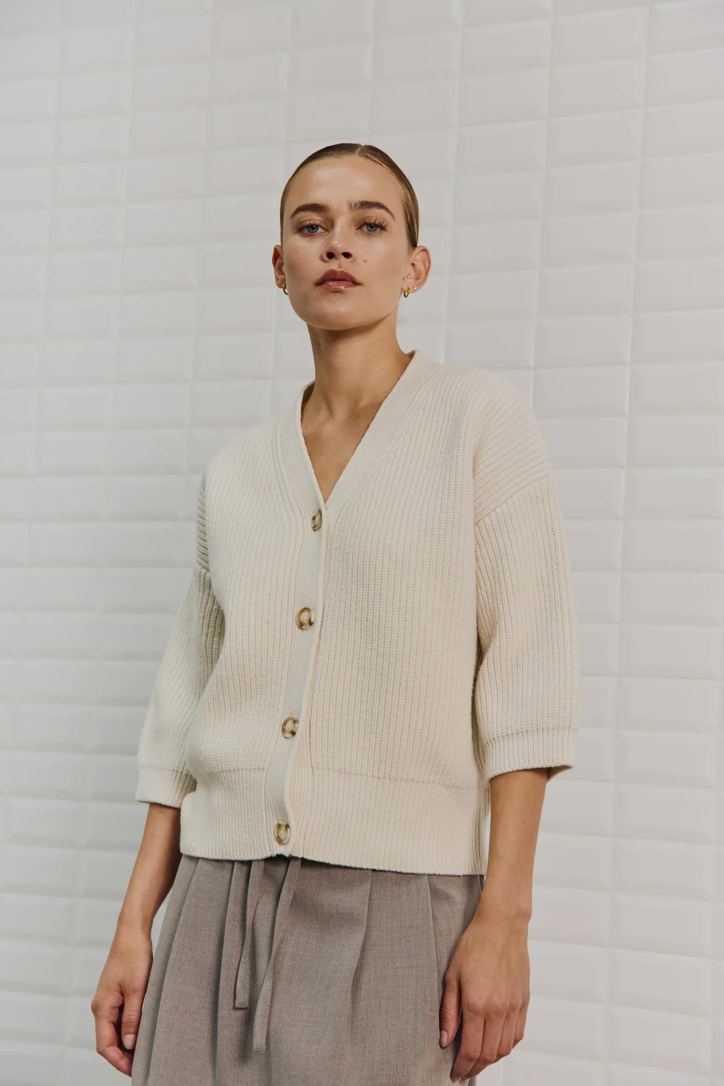 WBLAPRIL_LS_CARDIGAN_Birch10.jpg