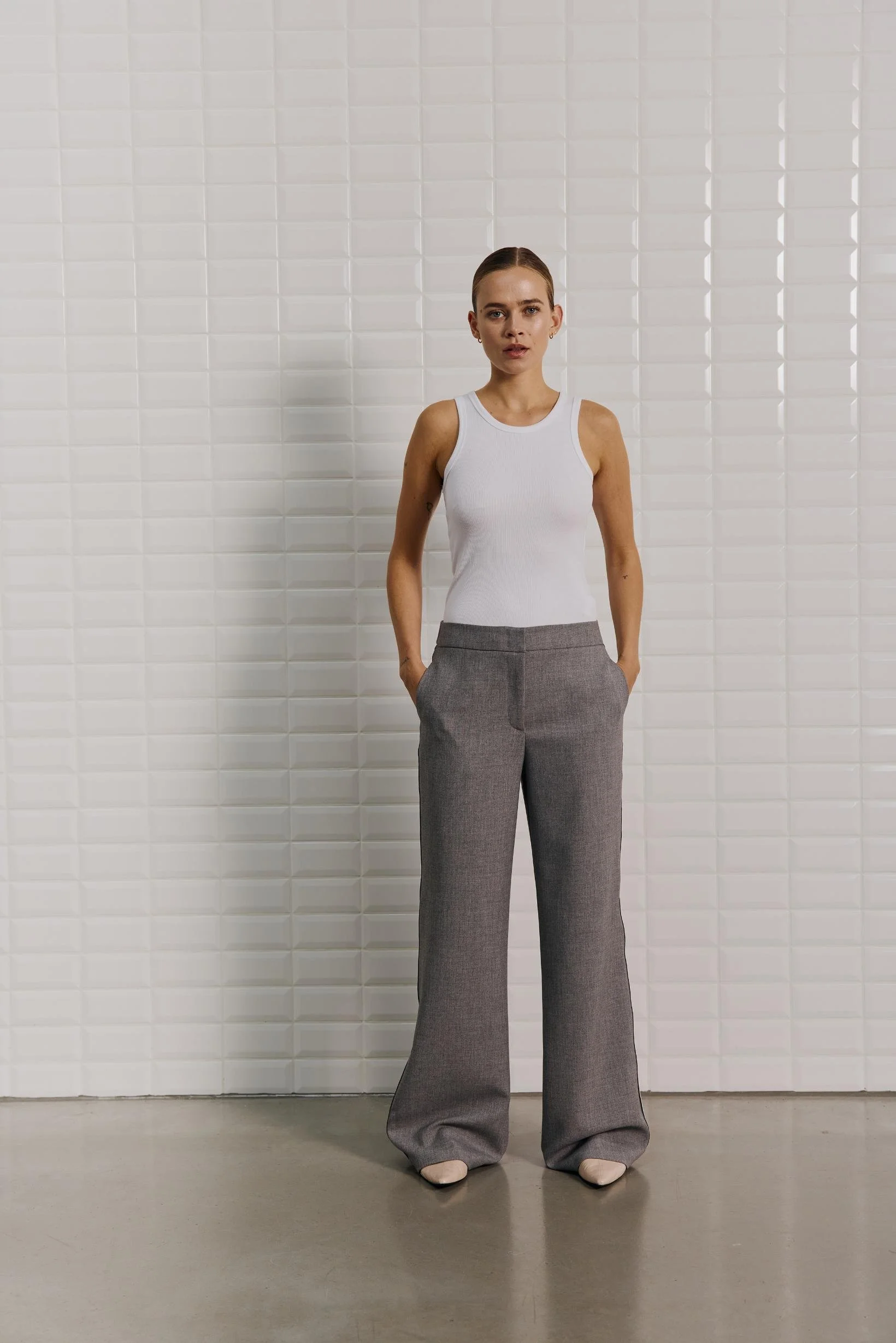 WBLMARINA_TAILORED_PANT_Mid_Grey_Melange3.jpg