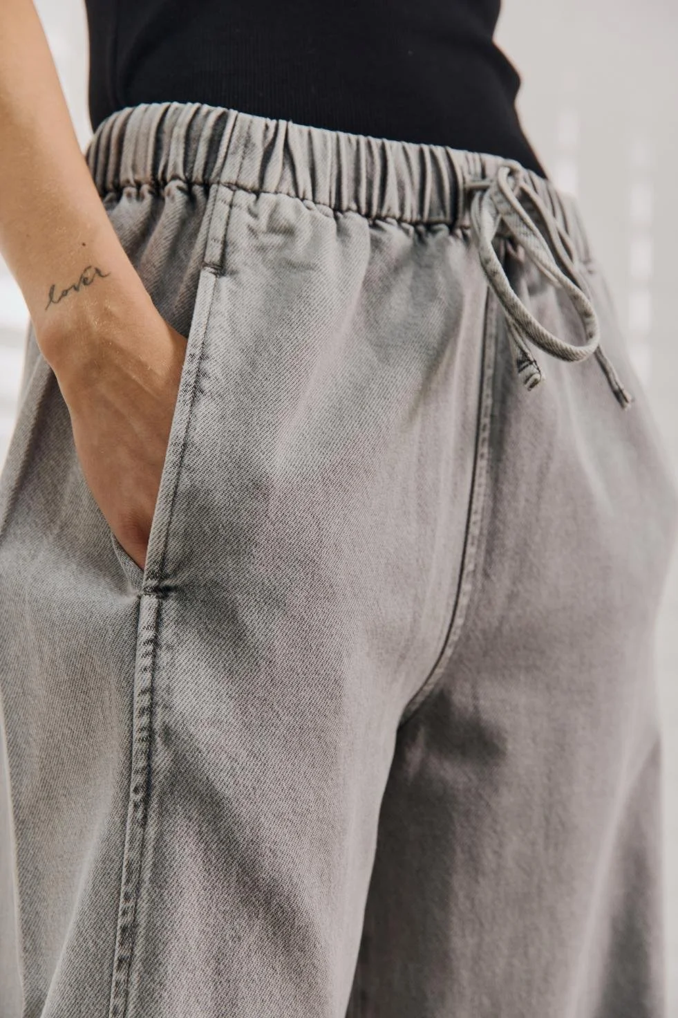 WBLPENELOPE_WIDE_DENIM_PANT_Spring_Grey9.jpg