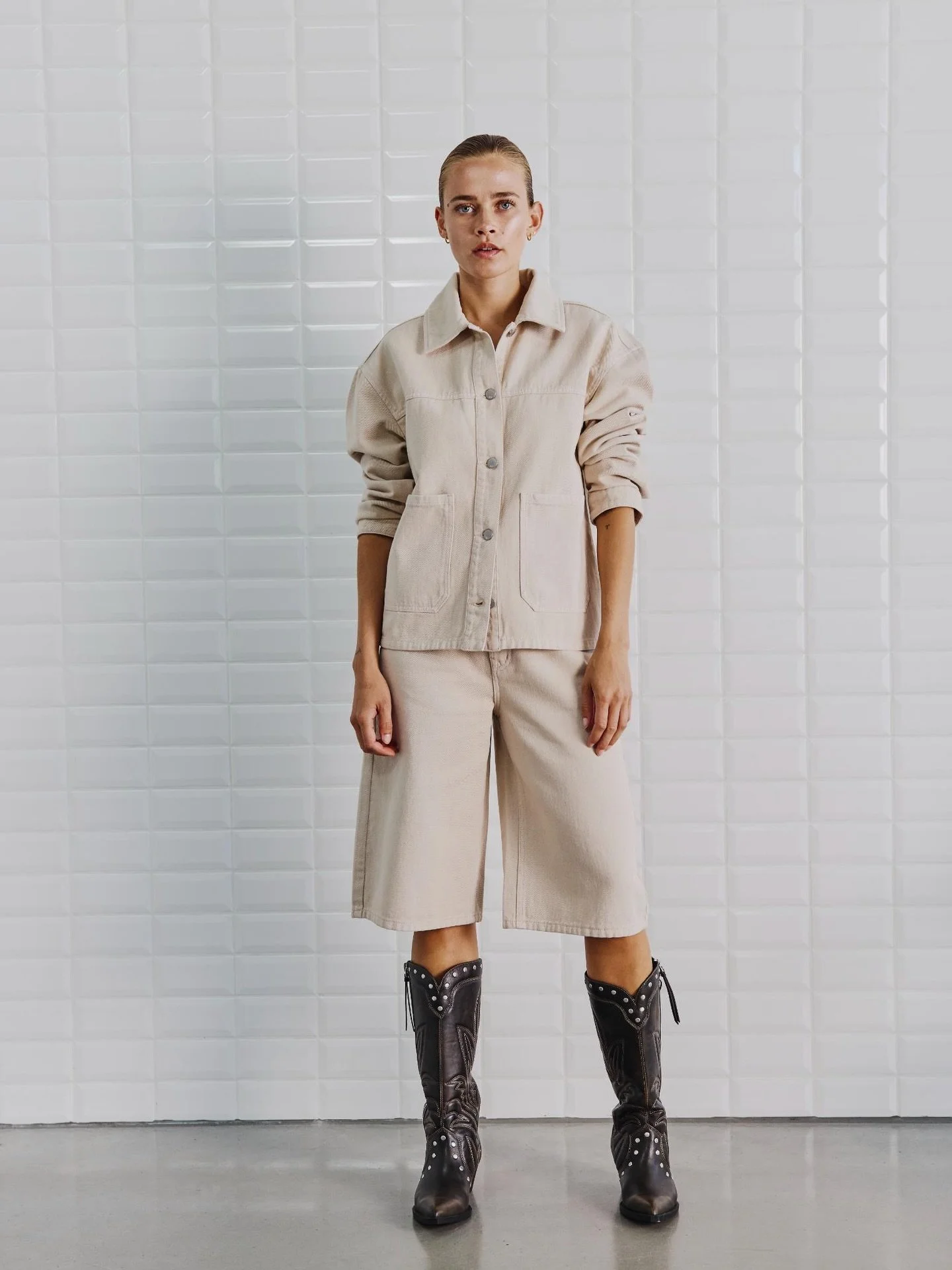 Coordinated, confident, and just a little untamed. WITHBLACK energy&mdash;where effortless meets edge.🤎