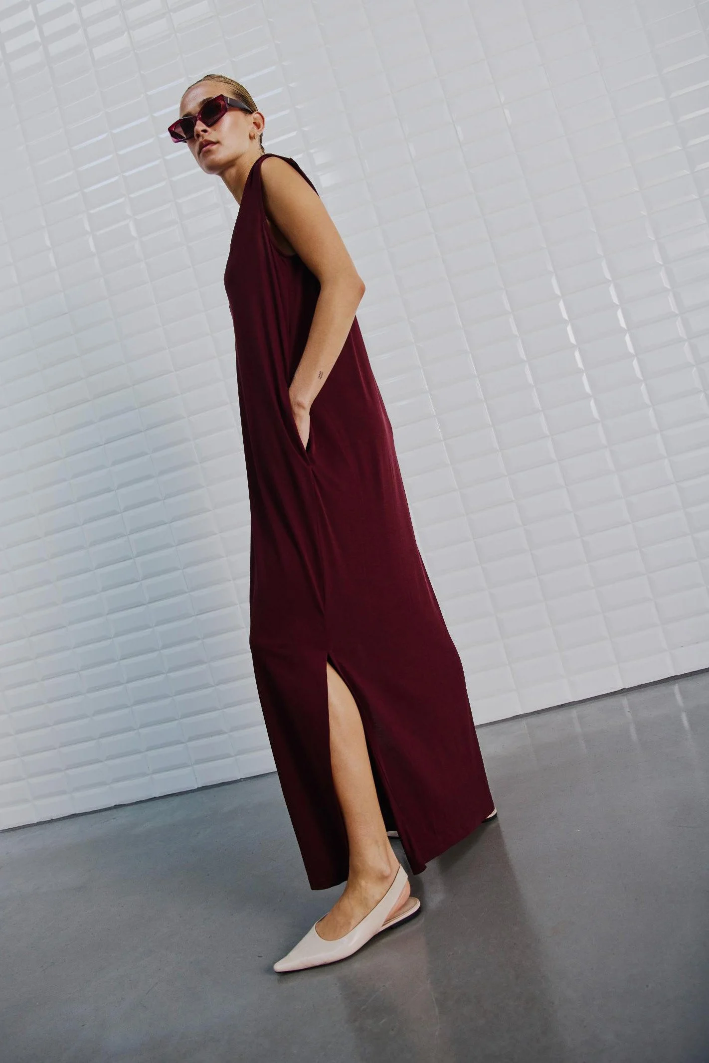WBLESMERALDA_SL_MAXI_DRESS_Chokolade1.jpg