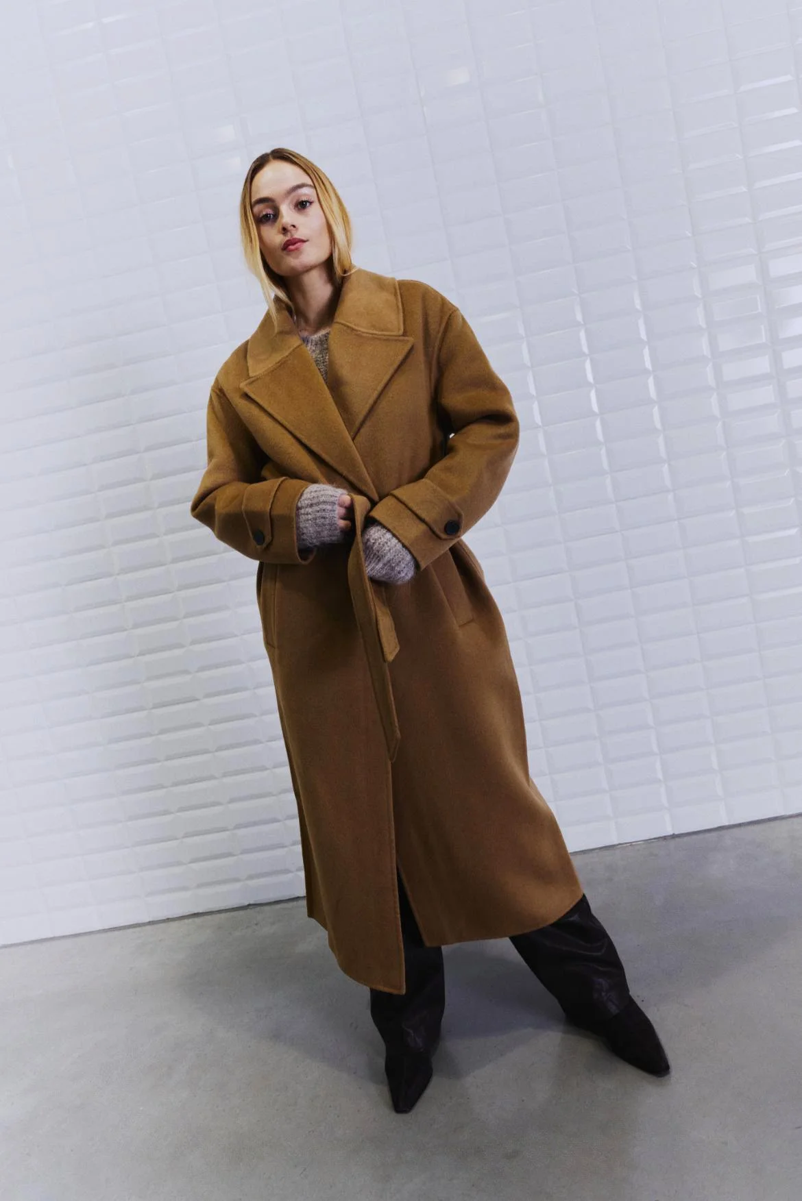 Wblcerena_Maxi_Wool_Wrap_Camel10.jpg