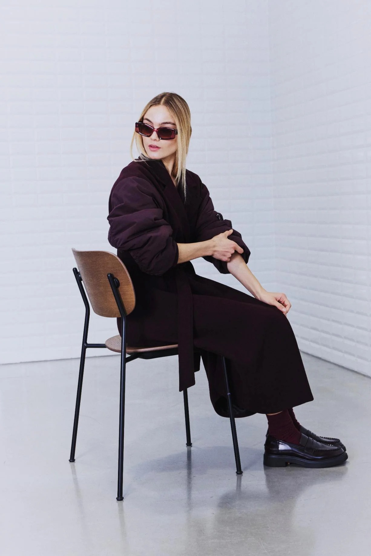 WBLARCADIA_WOOL_COAT_Windsor_Wine22.jpg