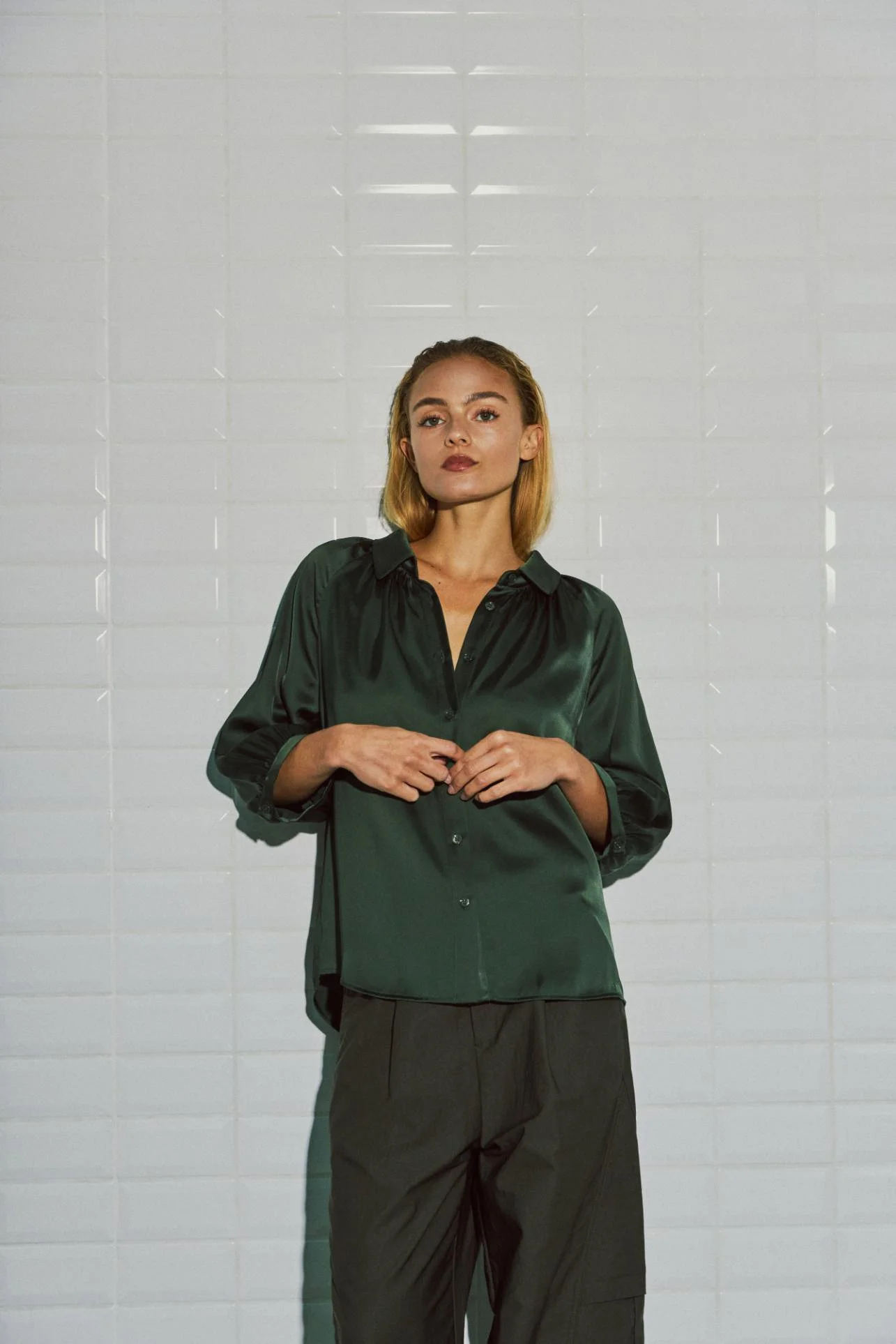 WBLDAGMAR 3_4 SATEEN TOP_Deep_Forest_Green9.jpg