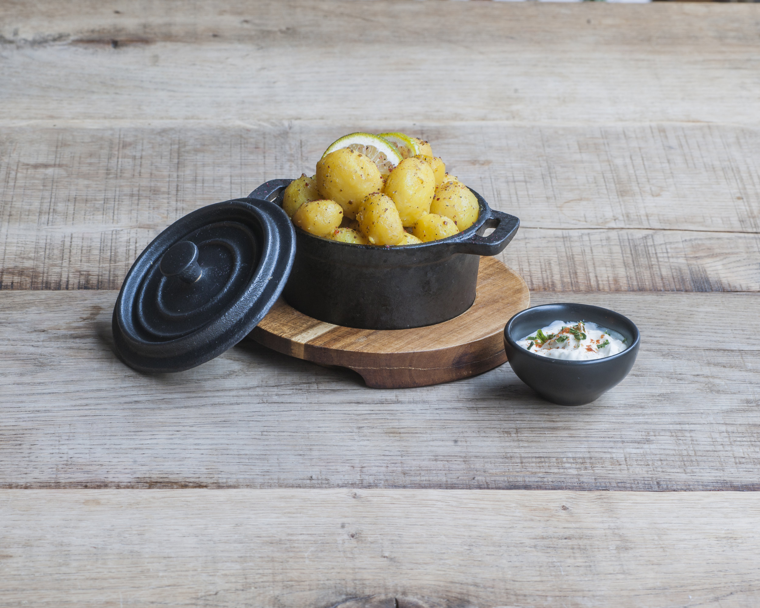 QUINCE, LEMON AND ALMOND JAM