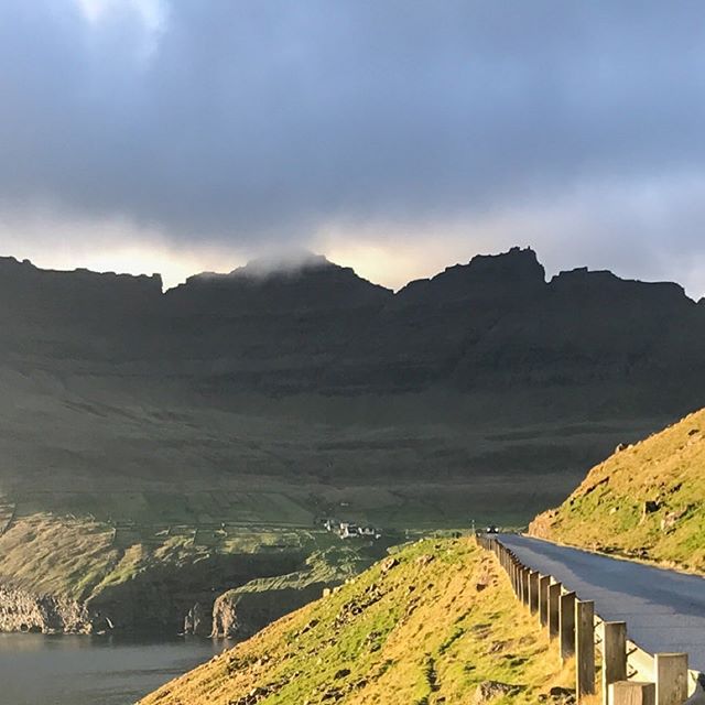May/2019 _ Faroe Islands. Vi&eth;arei&eth;i
The time is 21:28, on the road after the storm, the sky is transforming, the sun is coming out and begins to caress the cliffs
.
.
.
#travel #explore #adventure #instapic #picoftheday #neverstopexploring #t