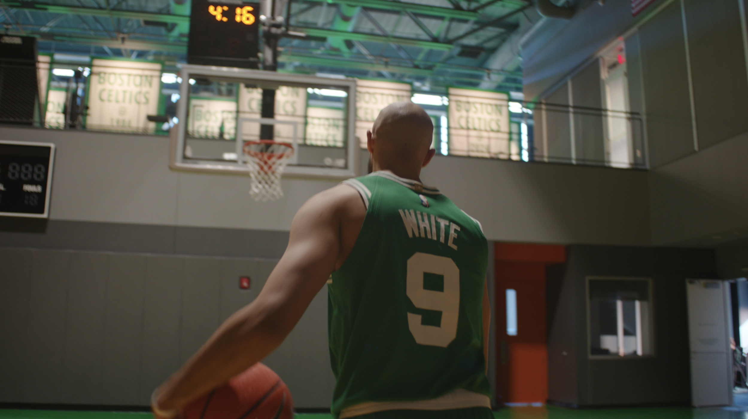 Point 32 - Connect The Dots