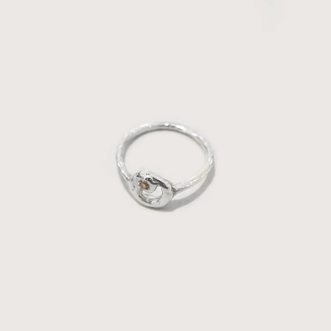 moonringsilver_gray.jpg