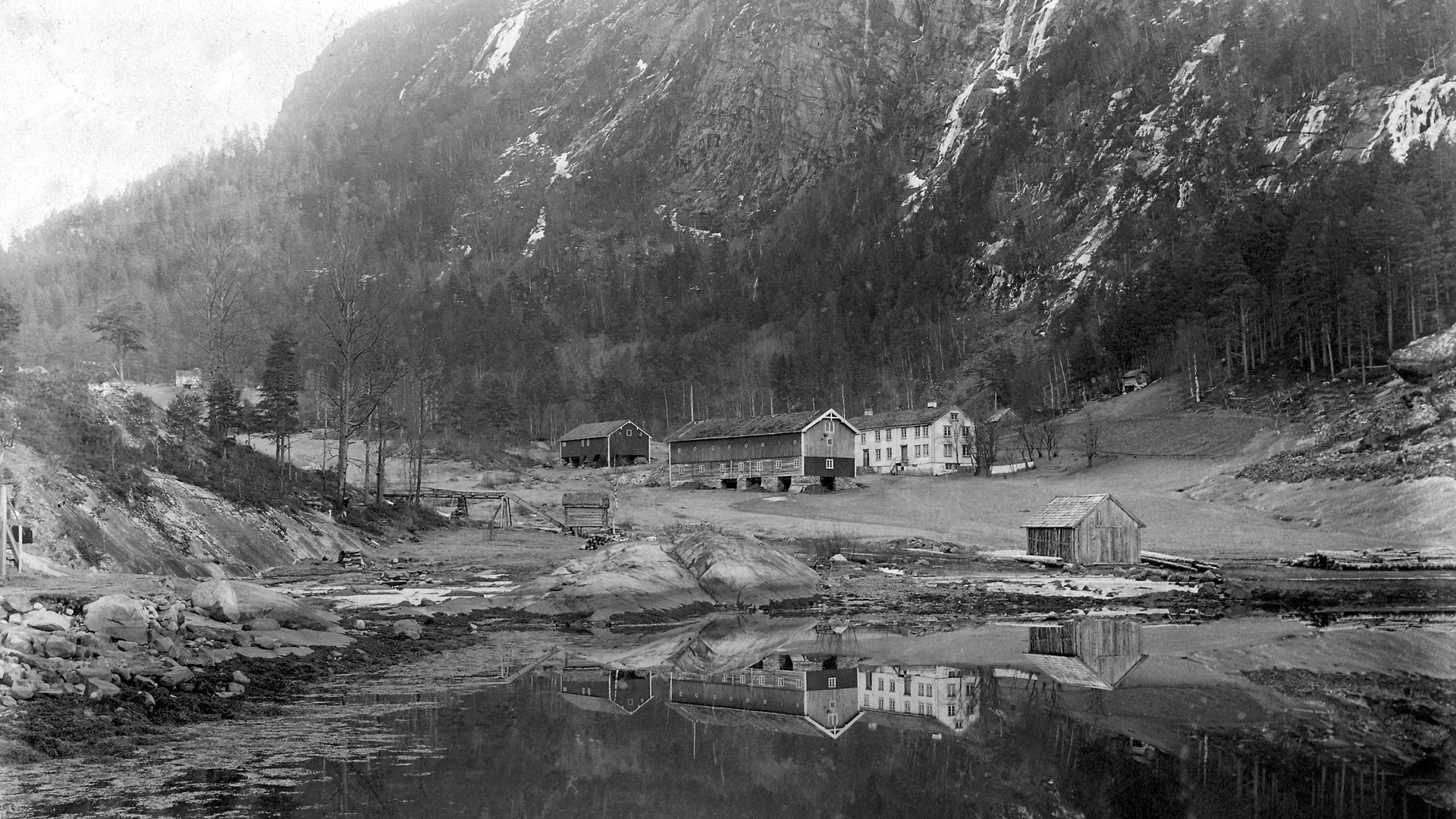 Foto - Svinvik Gard før i tiden - 1920px.jpg