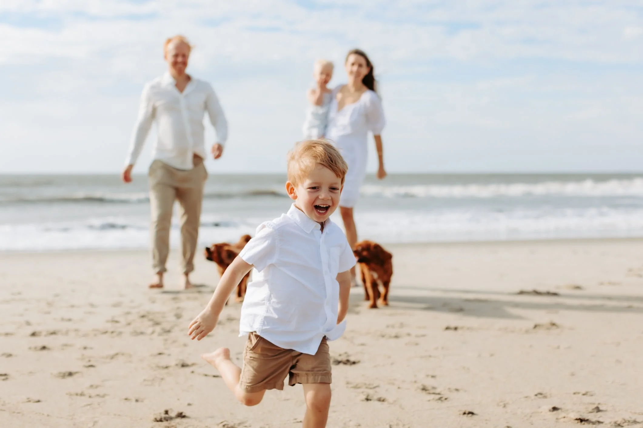 What locations do you recommend for a family photo session? 