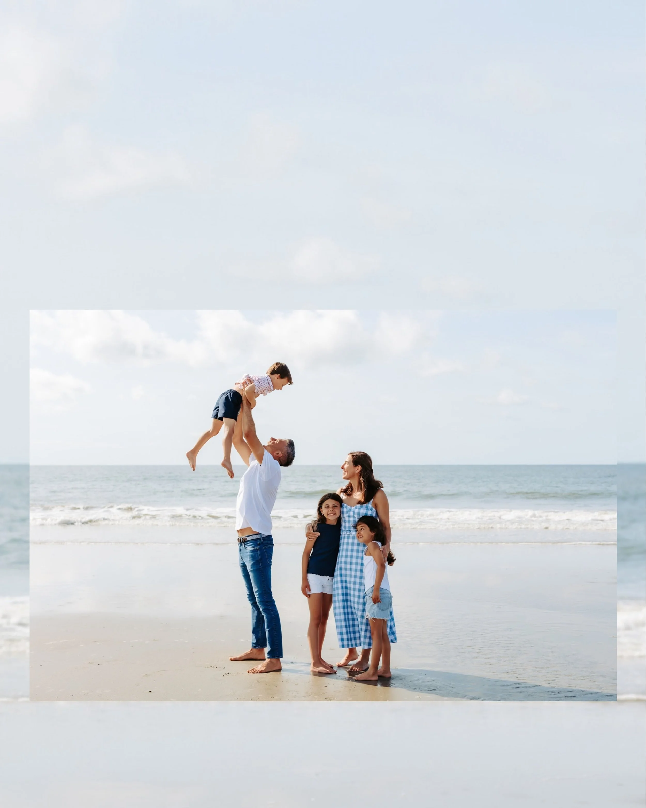 Real moments beat stiff poses every single time. 🤍 

Expect tickles, twirls, quiet whispers, and barefoot walks along the lowcountry shore. 

Let&rsquo;s frame the story of your family bond ✨🖼️

#Kiawahislandfamilyphotographer #IsleOfPalmsPhotograp