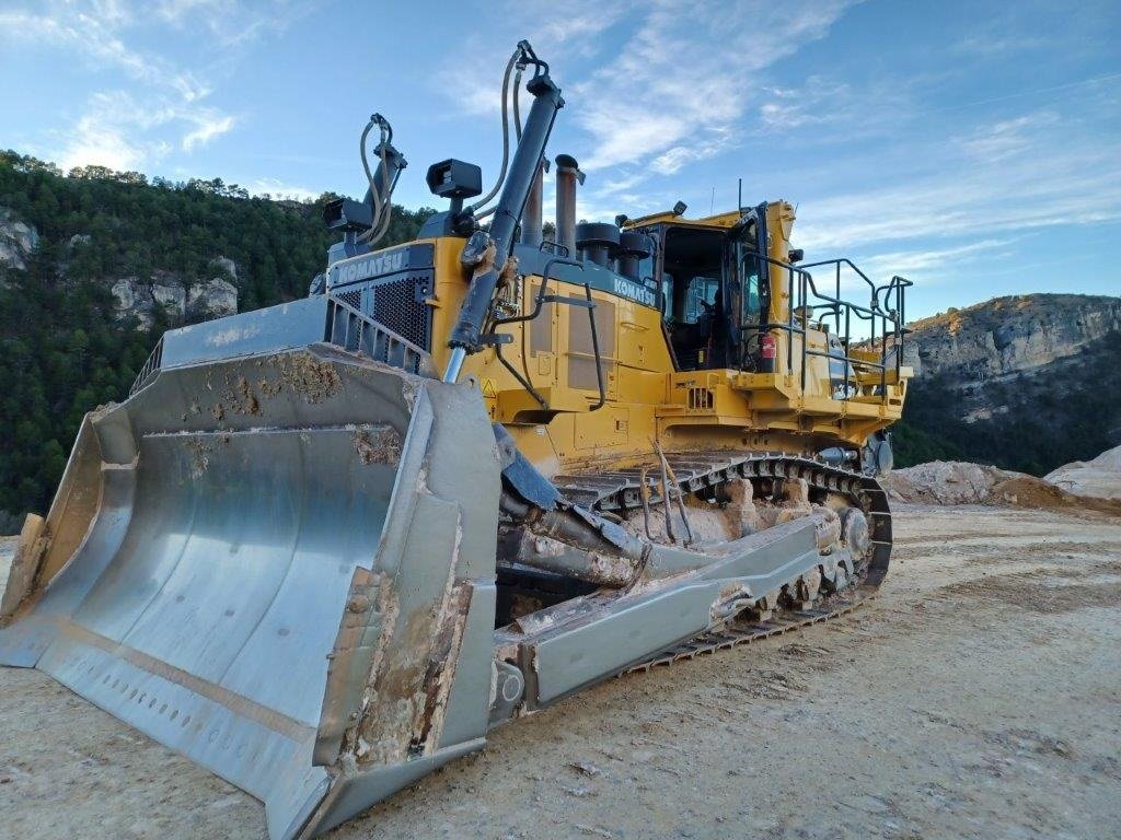 D375A-8 *SOLD* — MC Machinery