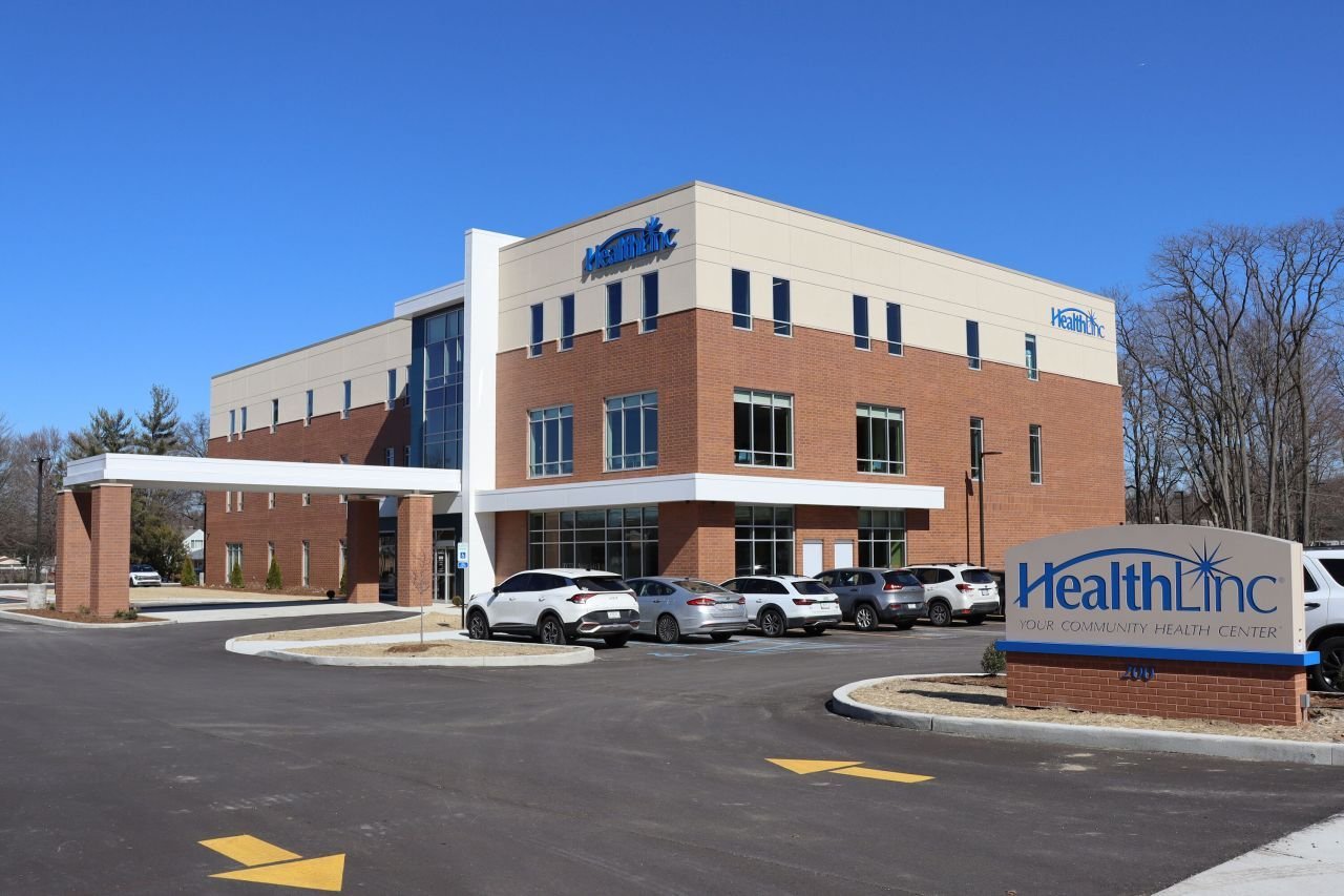 Last month, HealthLinc held a grand opening ceremony for its new location in Michigan City. After identifying the need for expanded services in the area, Millies Engineering Group partnered with @LarsonDanielson and its sister architecture firm, @Fac