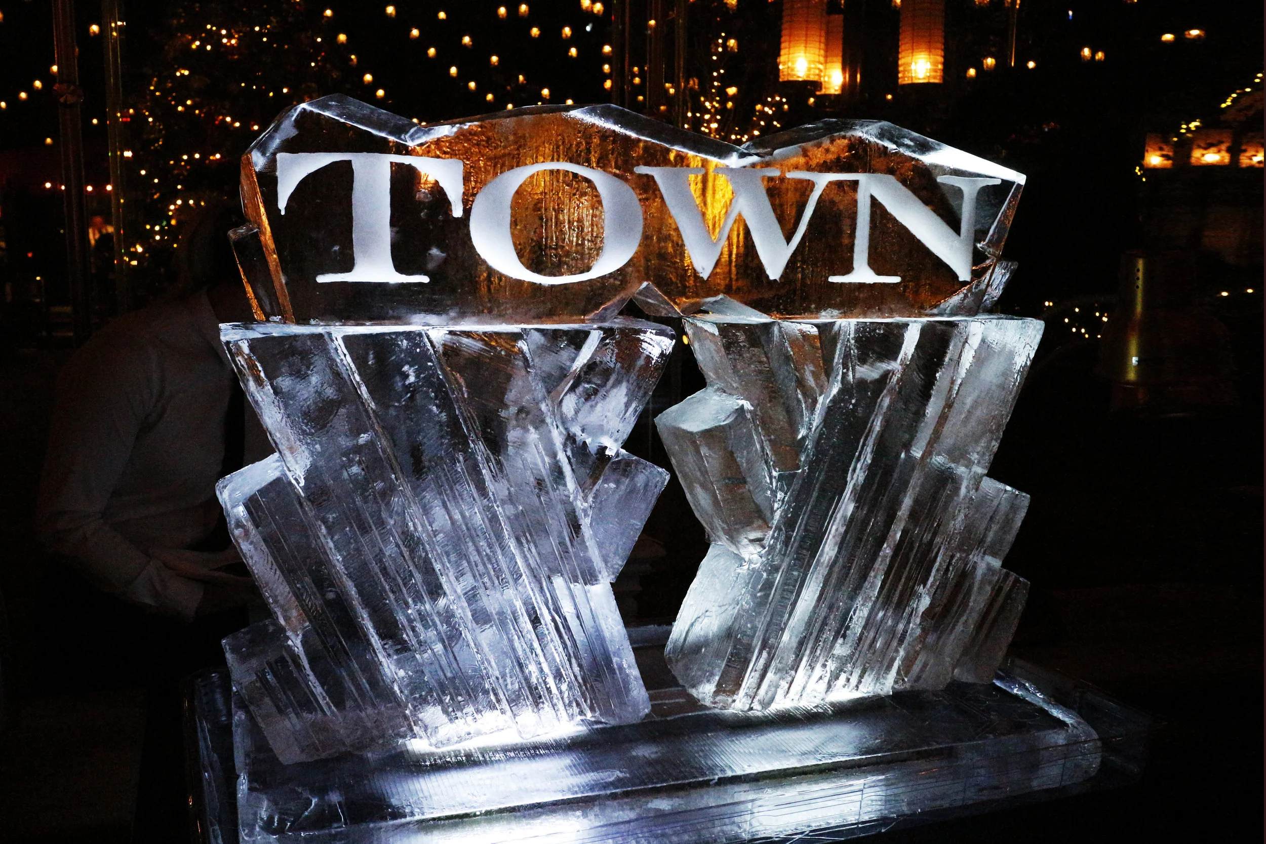 Logo Tableau with Ice Crystal Riser (Town)