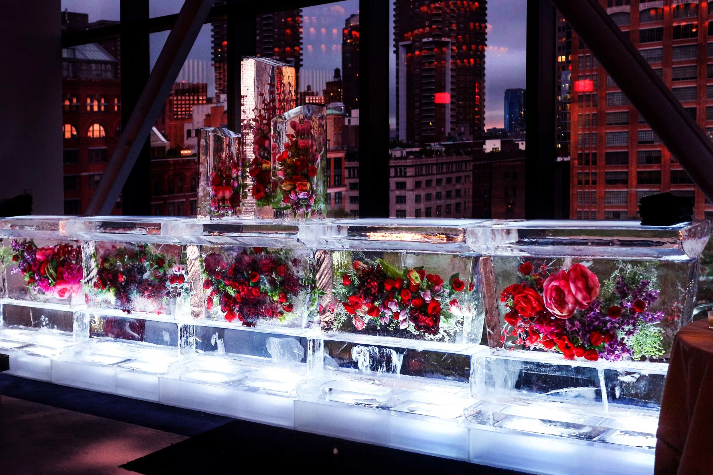 Flower Ice Bar with Centerpiece Top