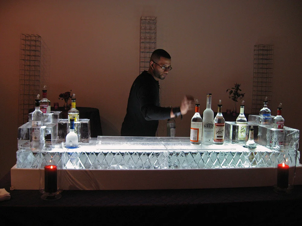 Ice Bar Top with Bottle Chillers