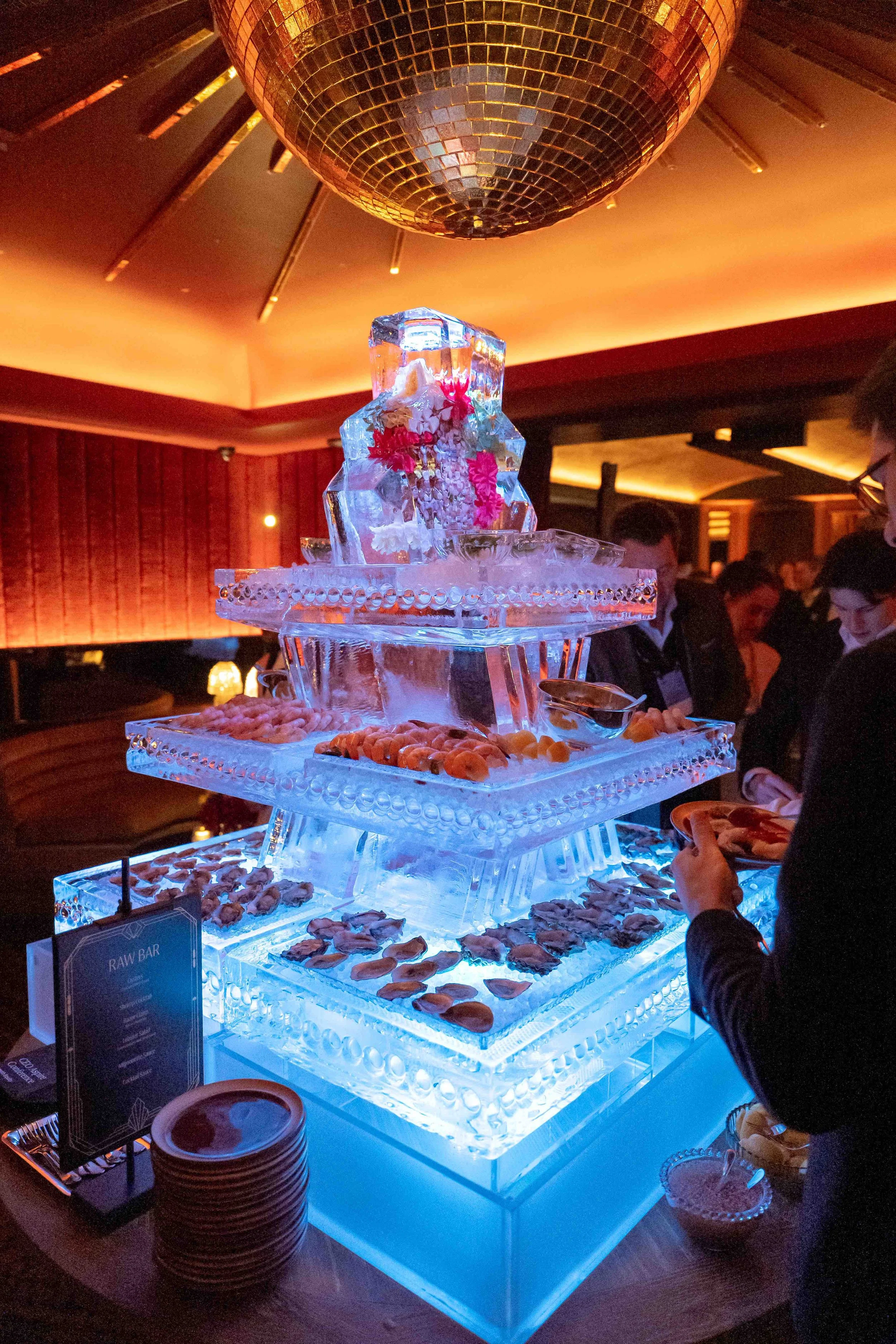 2 Tier Cascade Raw Bar_Crane Club