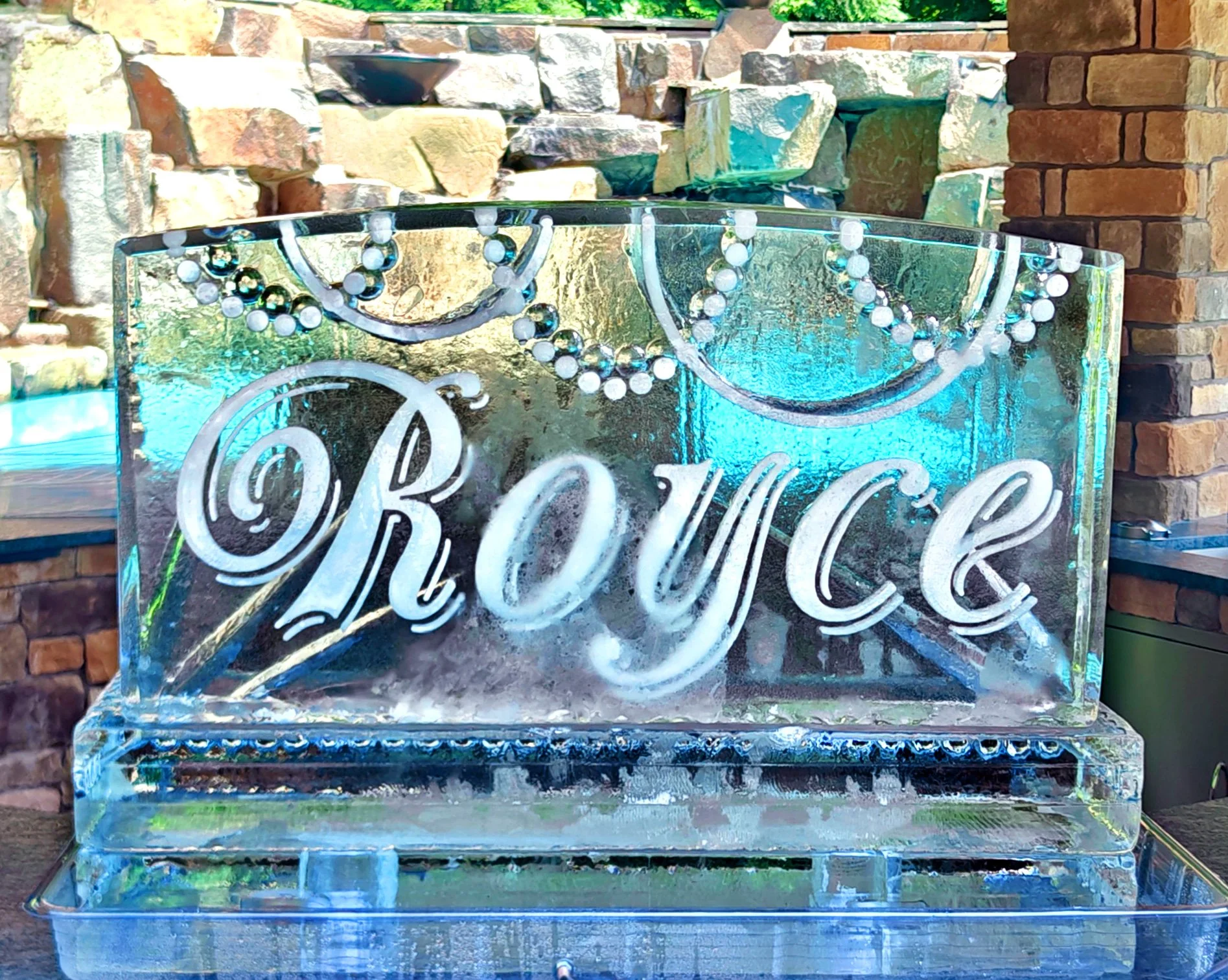 072526-Royce-snowfill-pearls-logo.jpg