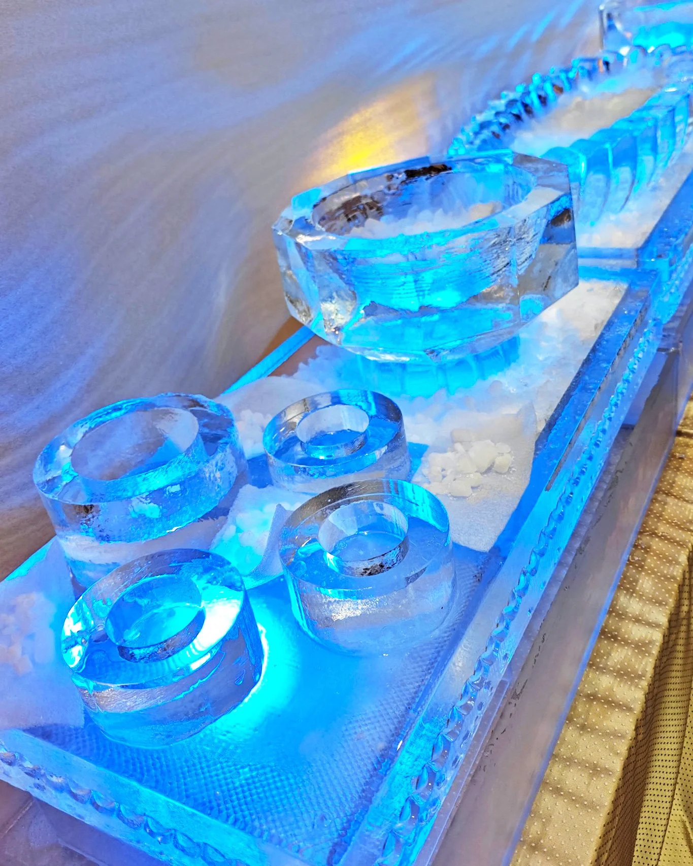092226-rawbar-bowls-palace.jpg