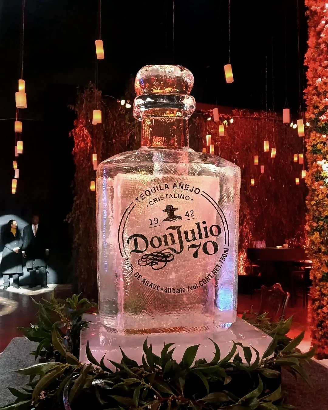 Don-Julio-70-bottle-replica-sculpture-.jpg