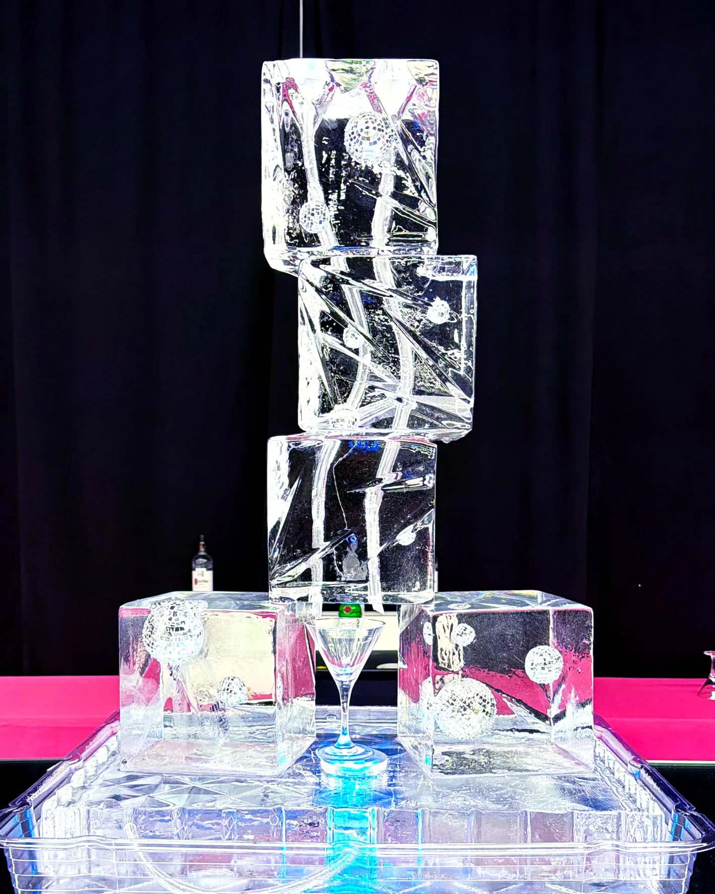 092626-cube-stack-dbl-luge-disco-balls-frozen.jpg