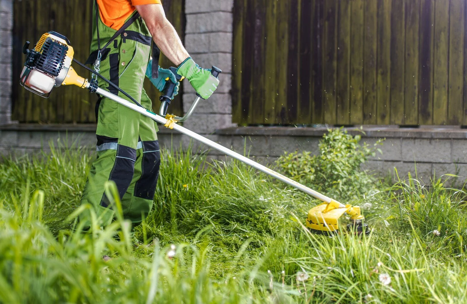 full grounds maintenance service