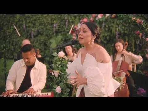 Carla Morrison - Contigo Live Performance | Fender Sessions