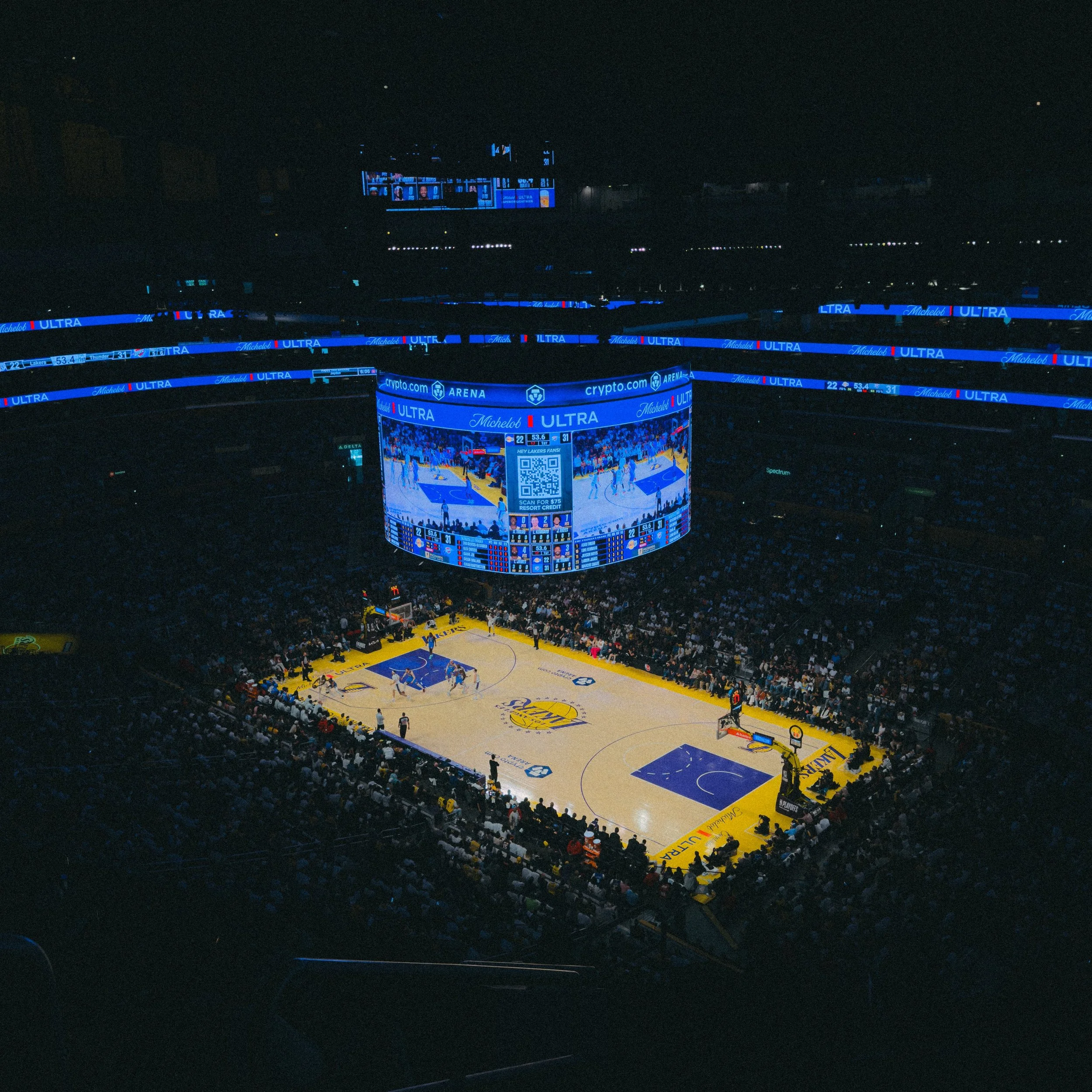 Lakers v Thunder