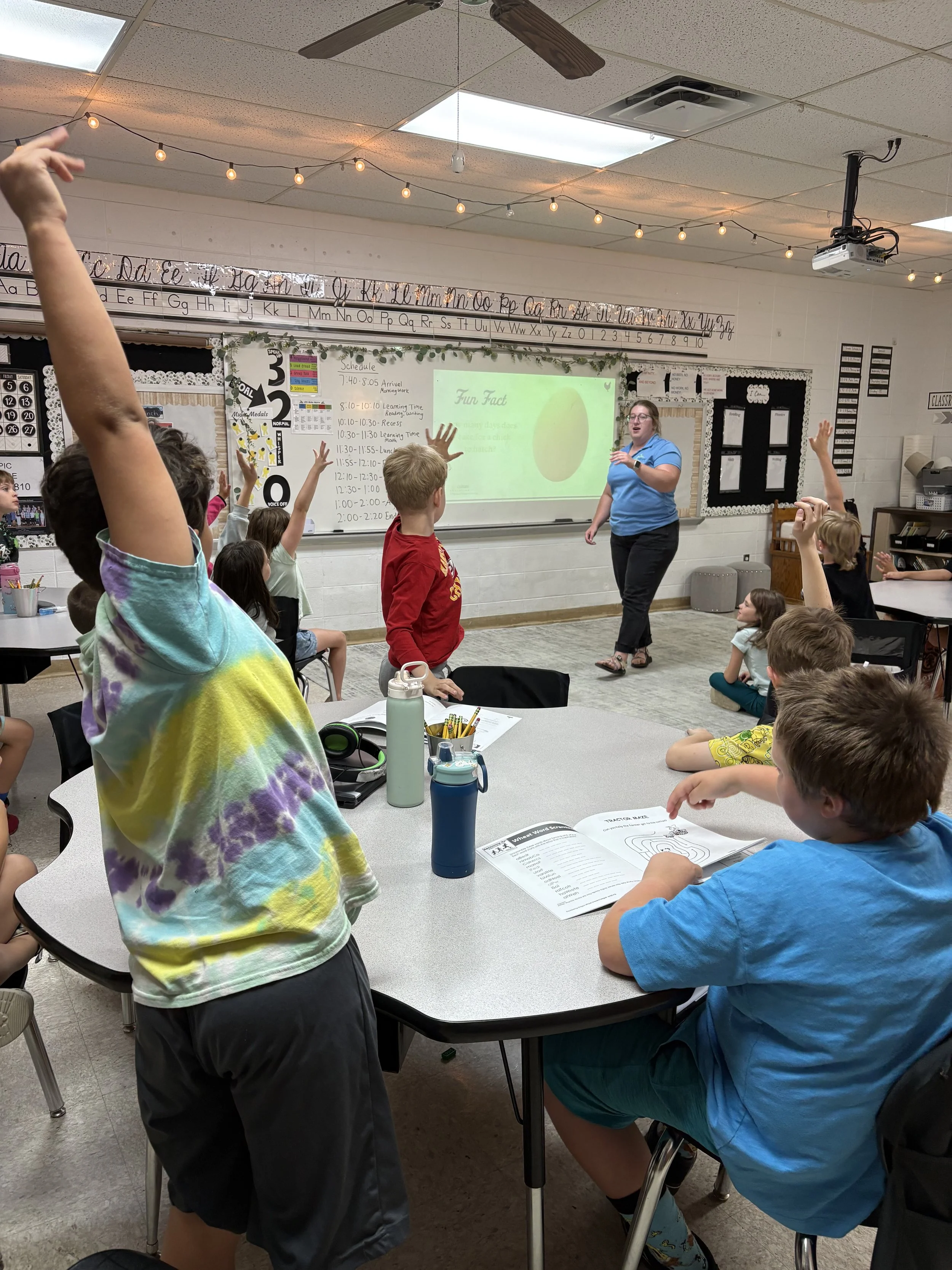 Missouri Farmers and Ranchers Provide Ag Education on the Move™ Lessons to 6,067 Missouri Elementary Students This Summer