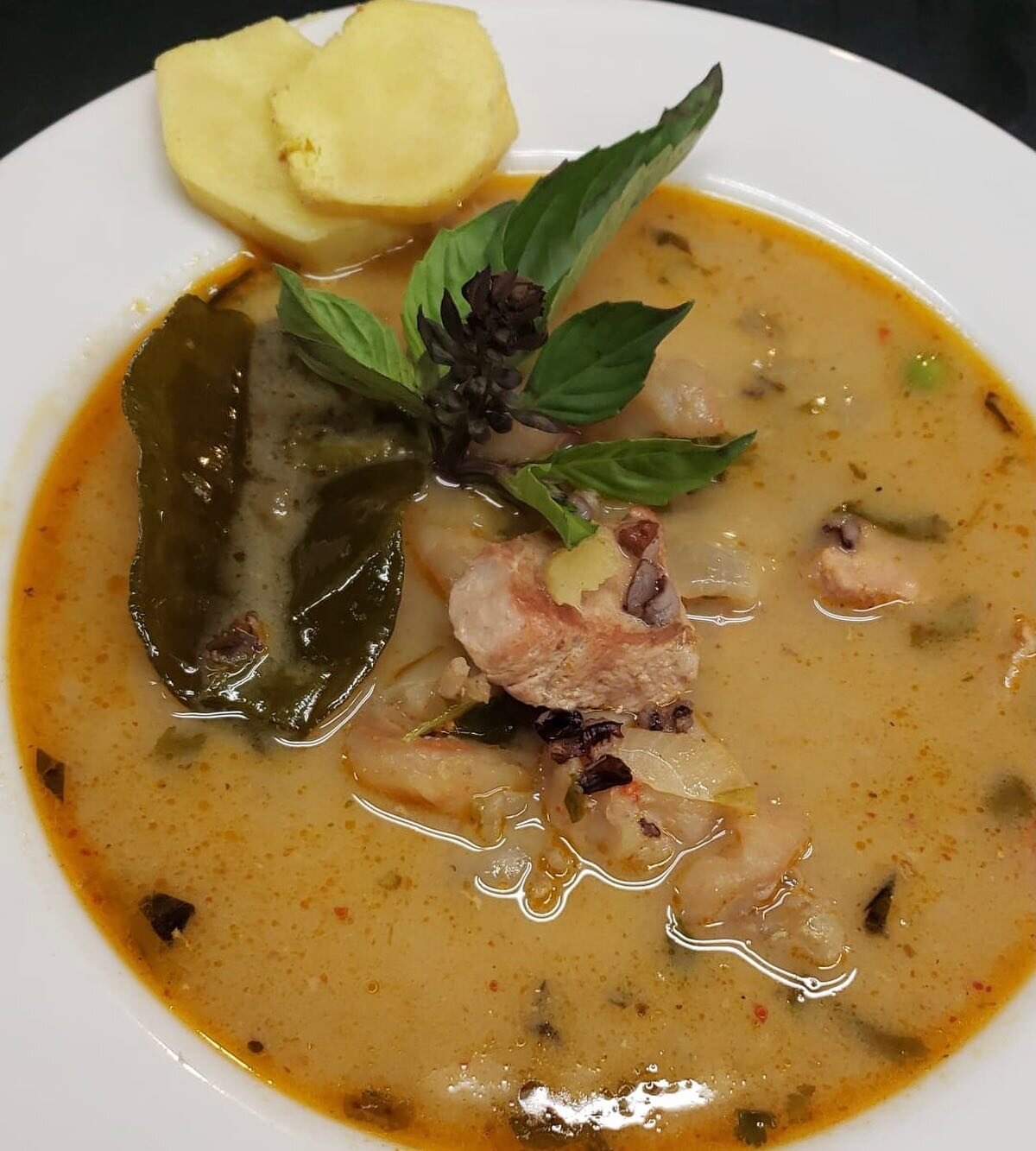 Soup of the week! We&rsquo;ve got a new flavour: Thai Red Curry, coconut cream, braised pork loin and shrimp in a Thai Basil, Kaffir lime and ginger broth. You&rsquo;ll find this newest addition with the rest of our frozen soups! 

We&rsquo;re open W