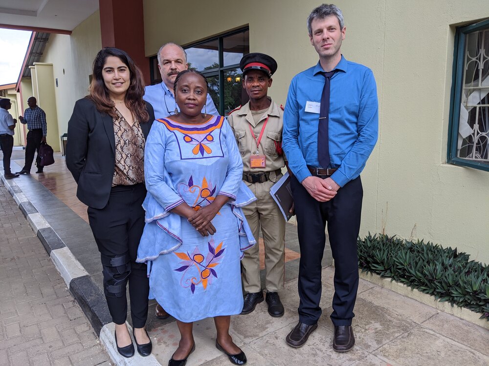 Photo 5: Naysa Ahuja (World Bank), Gerardo Segura Warnholtz (World Bank), HRH Chieftainess Msoro and associate, Logan Sander (Global Land Alliance)