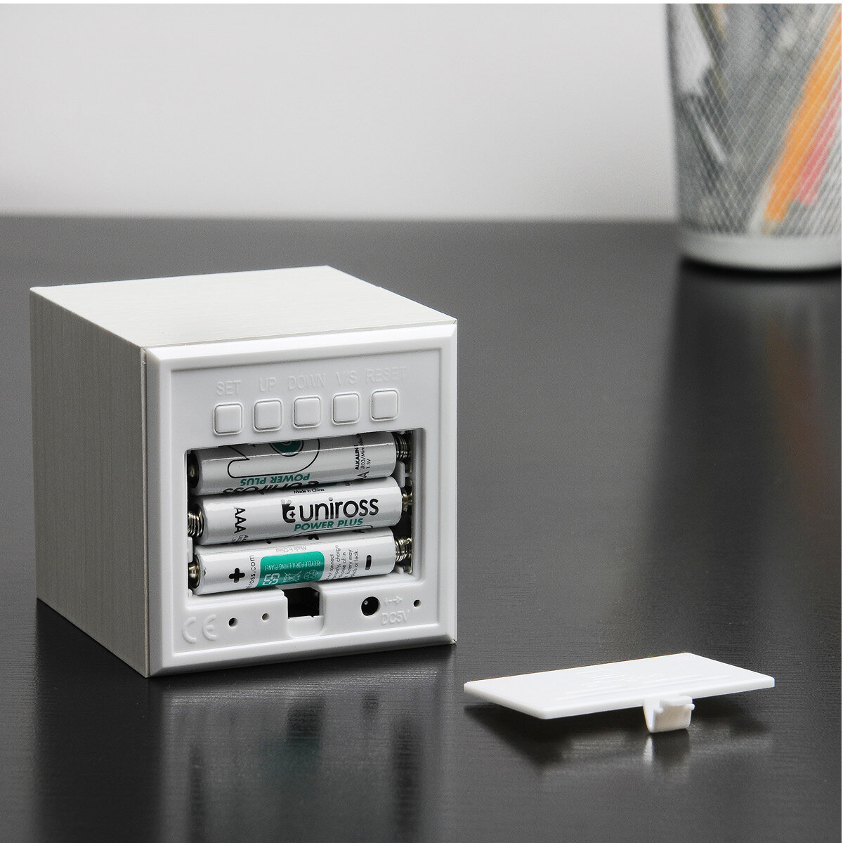 Gingko_Cube_Clock_web_05.jpg