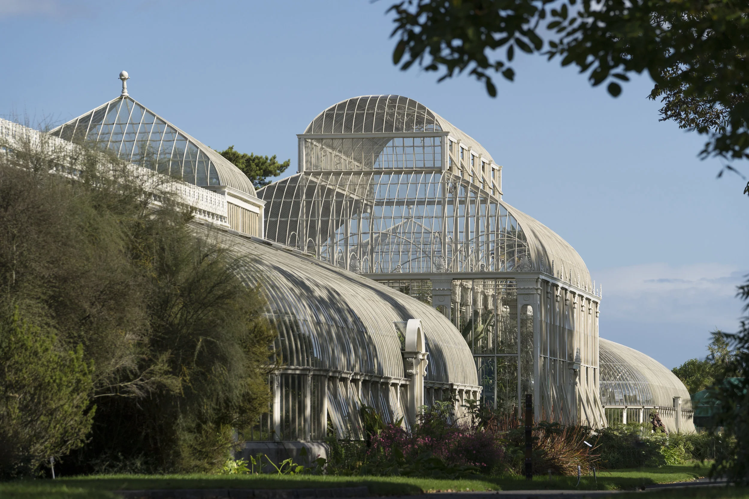 Curvilinear House00005.jpg