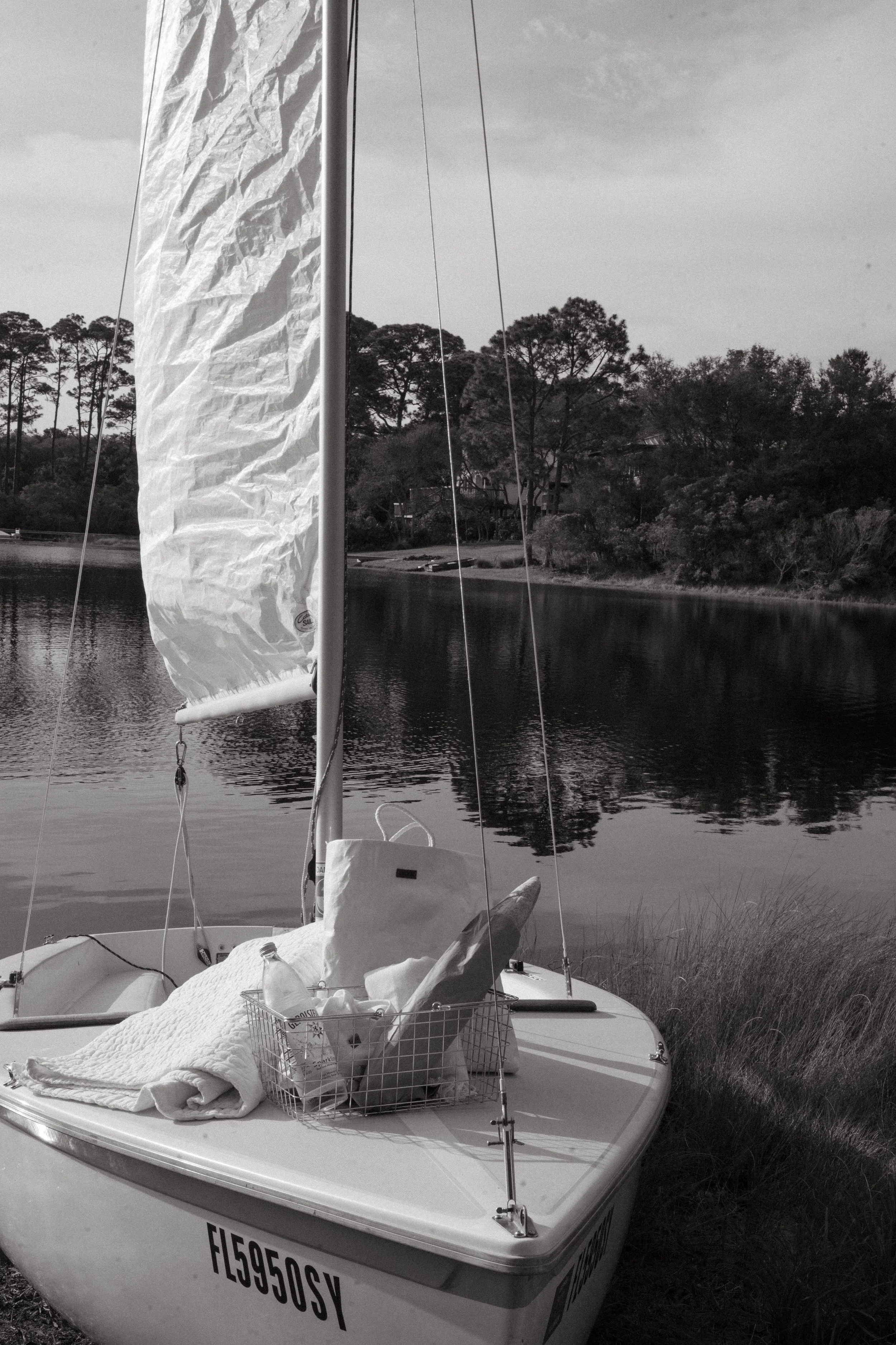 An Effortless Lakeside Happy Hour with Uashmama