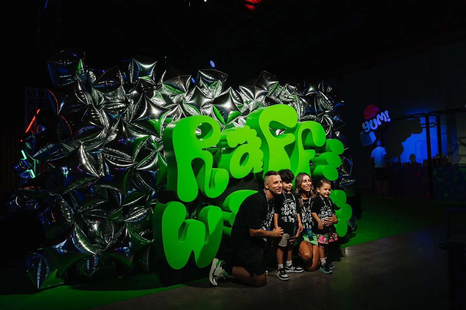 Raffi-world-090.jpg