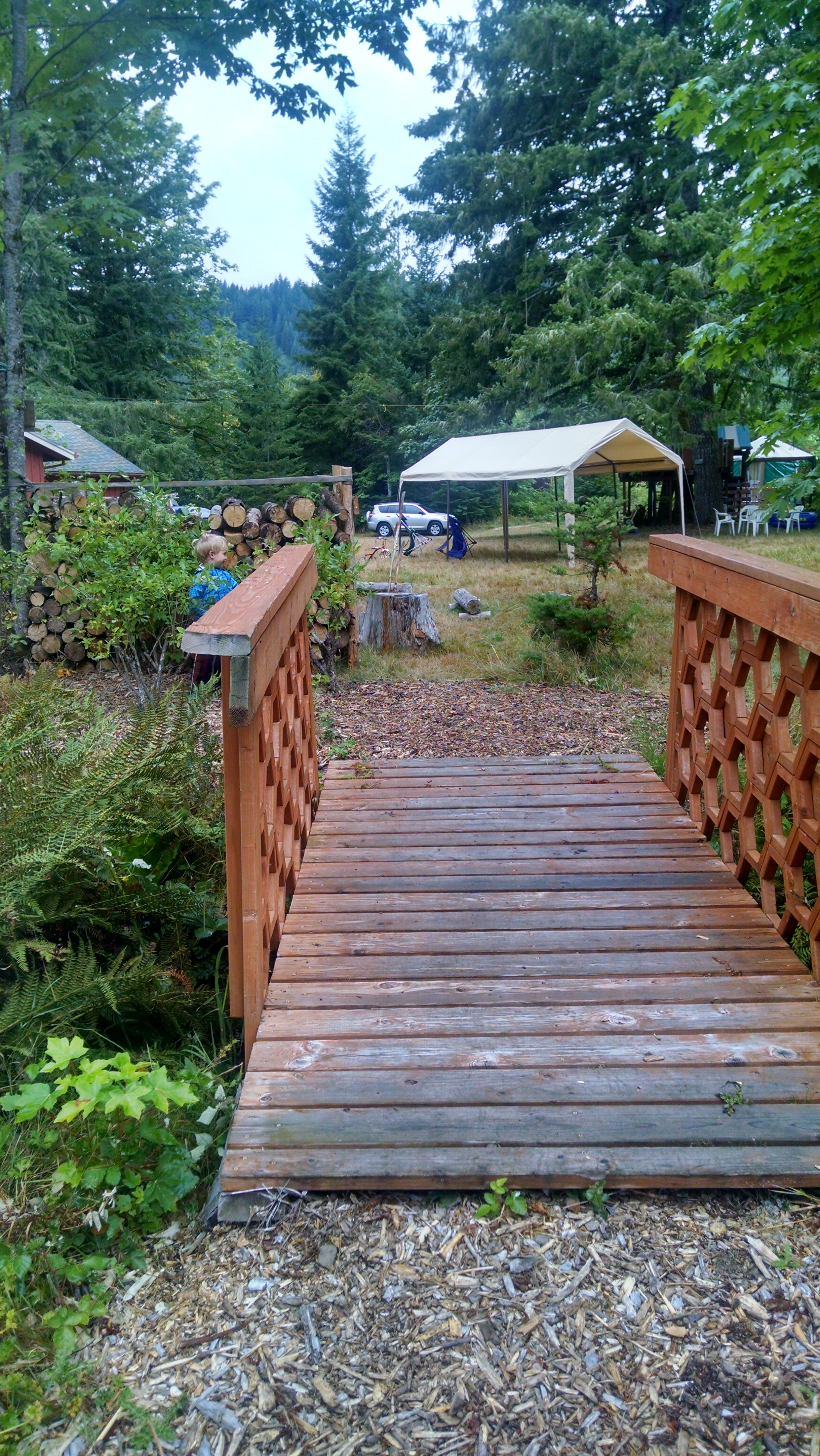 Gallery zigzag-mountain-farm-campsite