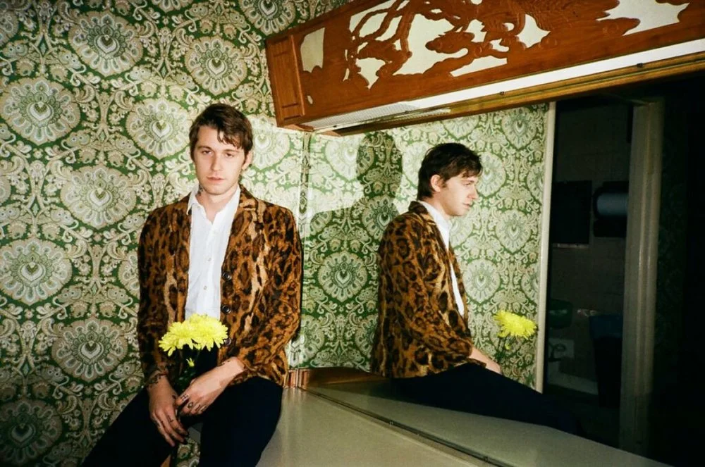 Review : LA Record reviews Danny Dodge's "Blue Ain't What I Feel For You"