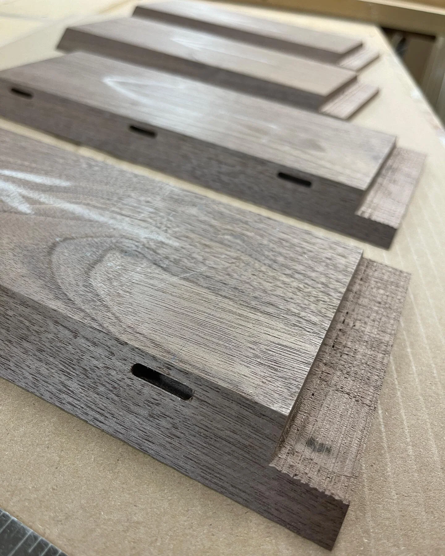 -
-
-
-
#walnut #cremation #cremationbox #woodglue #dado #domino #work #workshop #grain