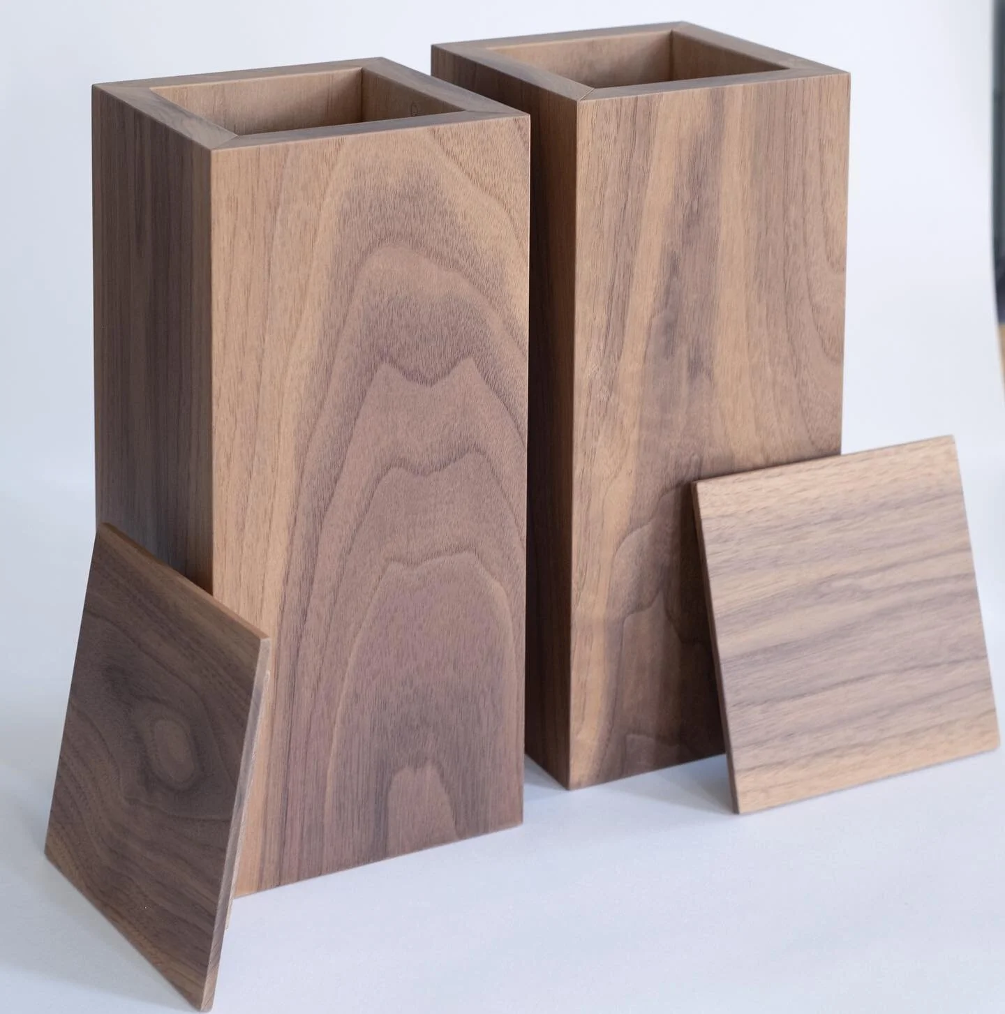 -
-
-
- #walnut #cremationbox #lid #cremation #tree #workshop pics @michaelnmeyer
