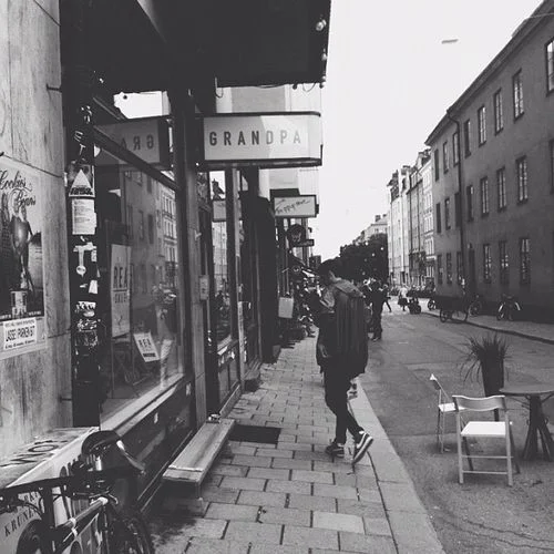 CHELSEA FROLICS THROUGH SWEDEN