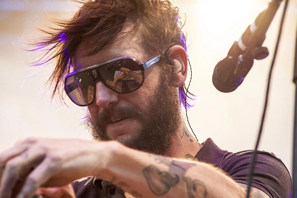THE WILD FEATHERS & BAND OF HORSES