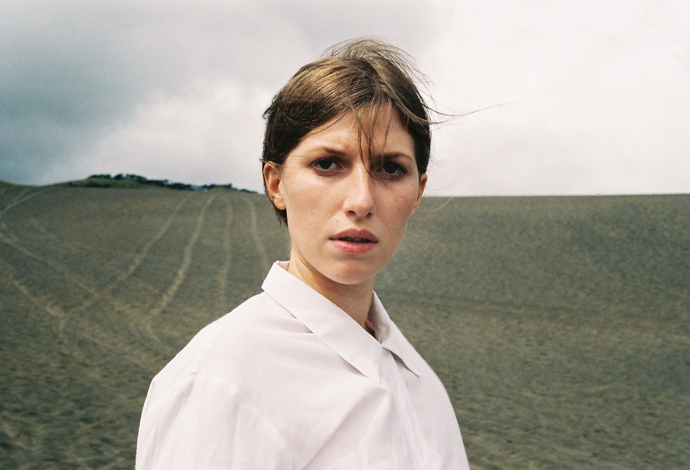 AldousHarding_HarrietWere.jpg