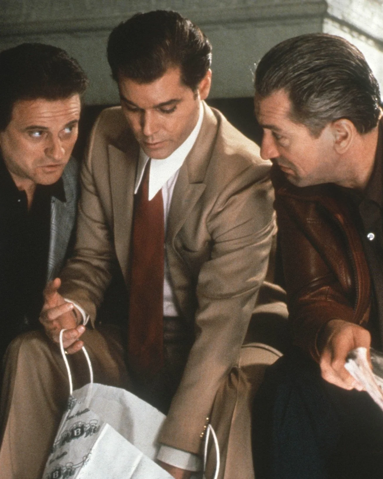 1506335639-goodfellas-joe-pesci-robert-de-niro.jpg