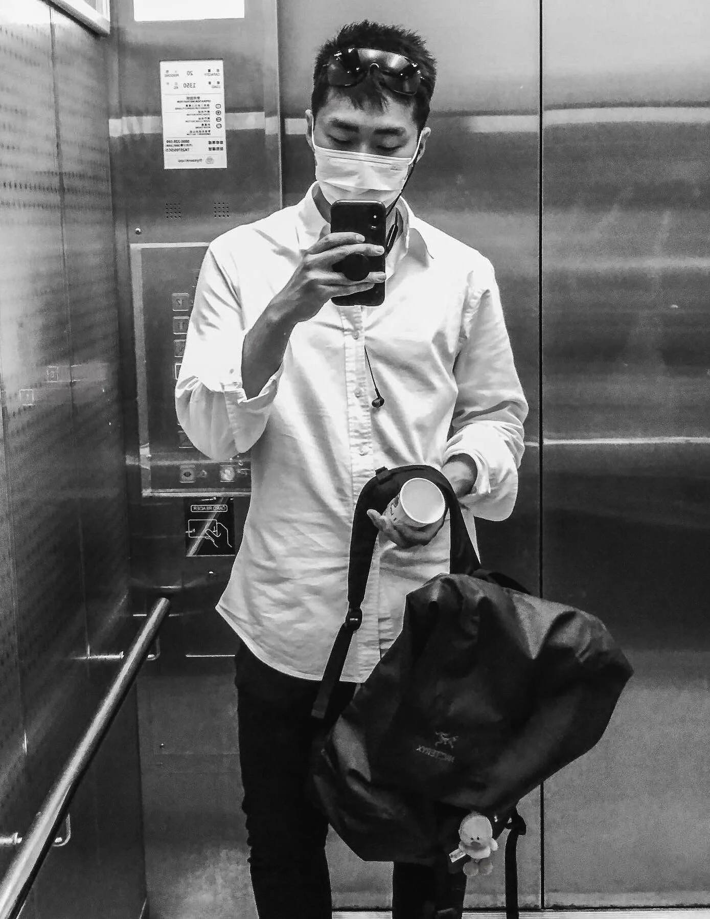 April 2021, I went to Taipei city hall to submit some design drawings, gotta dress up for the city :D2021年4月，我到台北市政府送交了一些設計圖，還是得為城市打扮一下啊，