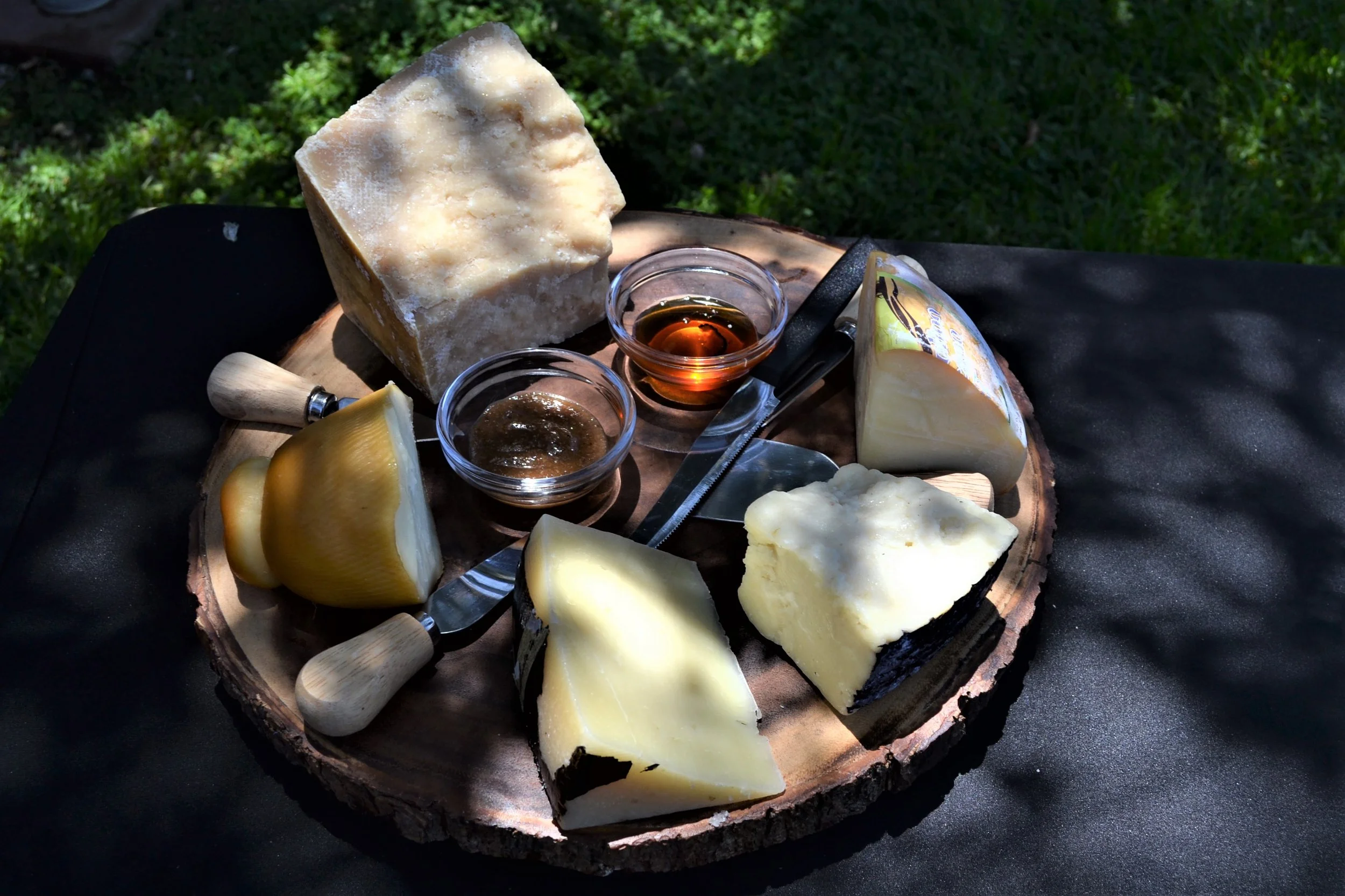  Imported Italian cheeses were served with Arianna's homemade fig mostarda and honey. 