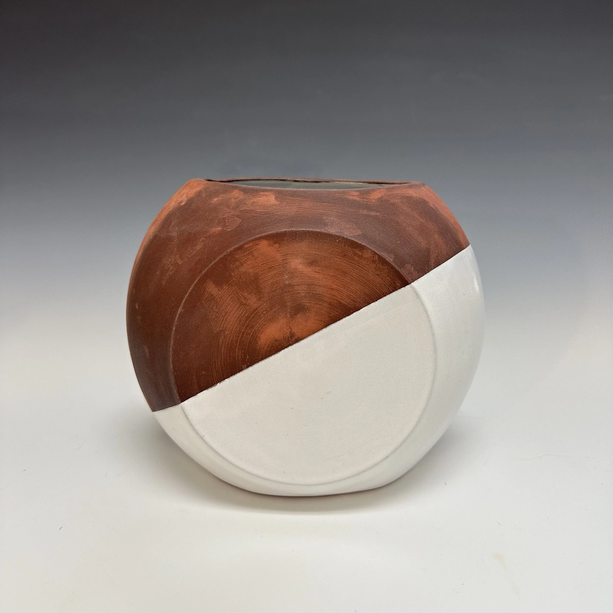 Small Slanted Vase in Terra