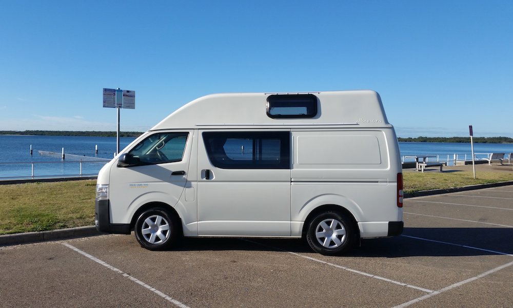 autosleepers-campervans-hire-sydney-motorhomes-hire-hightop-budget-berth-hightop-2.jpg