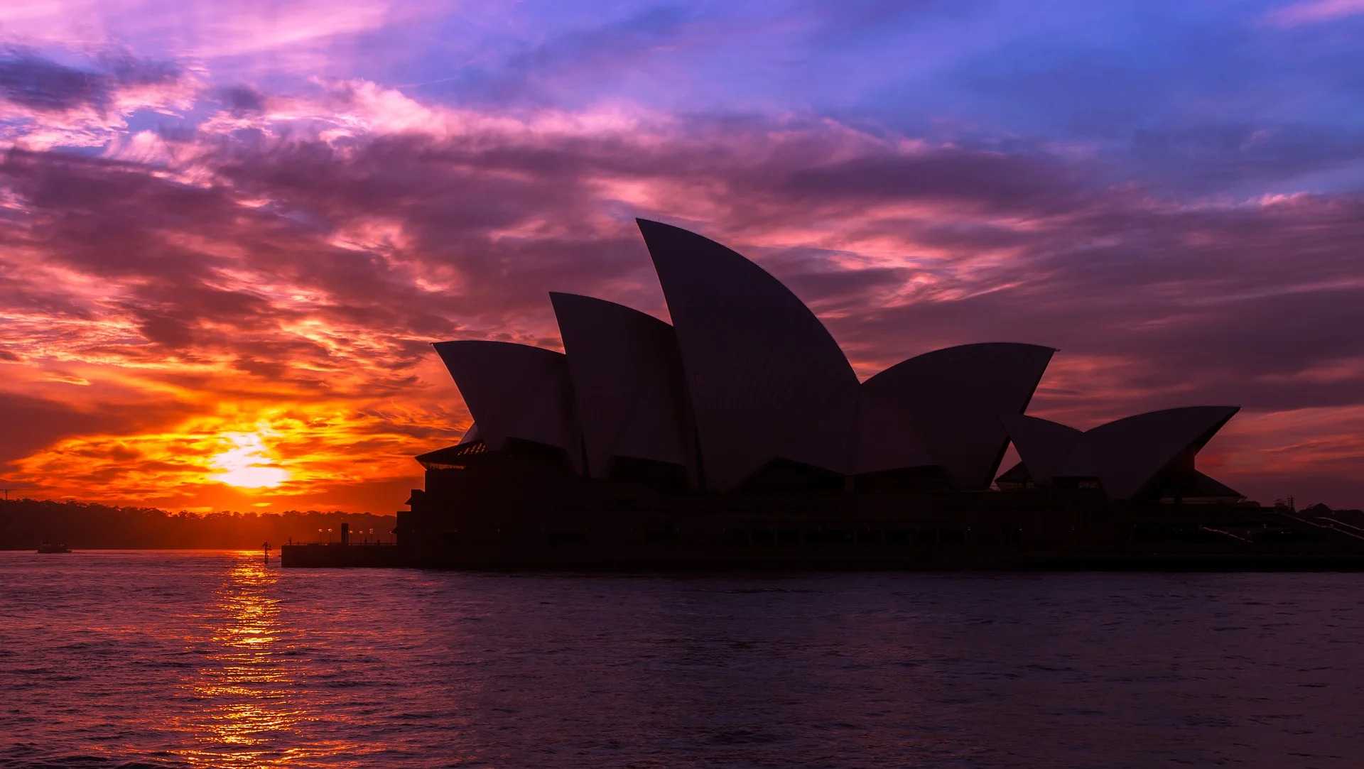 sydney_opera_house_sunset.jpg