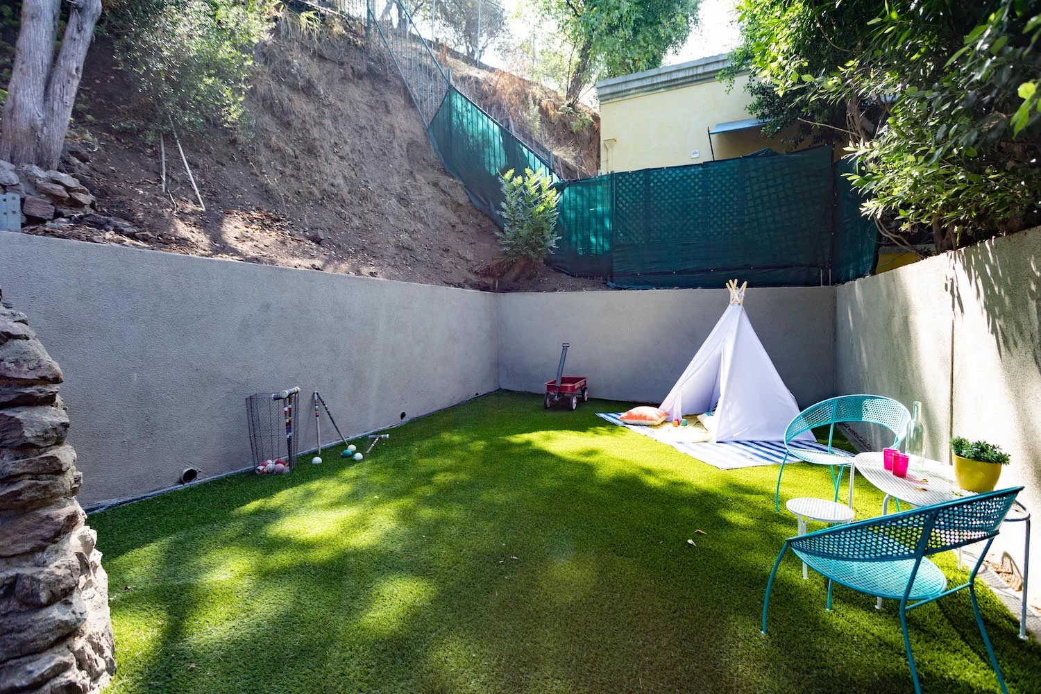 8050 Jovenita Canyon Road - VirtuallyHereStudios.com-38.jpg